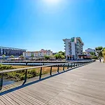 ホテル Ibis Styles Centre ダクス