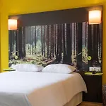 Ibis Styles Centre 3*