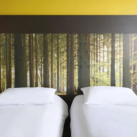 Ibis Styles Centre Hotel 3*