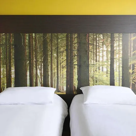 Ibis Styles Centre Hotel 3*