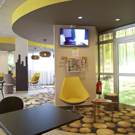 Ibis Styles Centre 3*