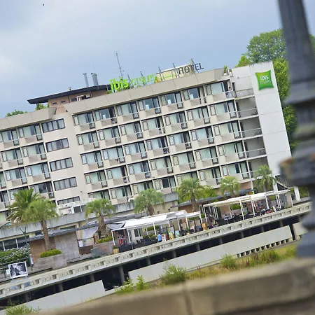 Ibis Styles Centre 닥스