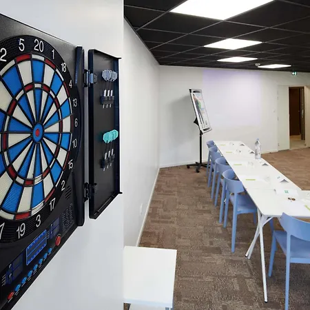 酒店 Ibis Styles Centre 3*