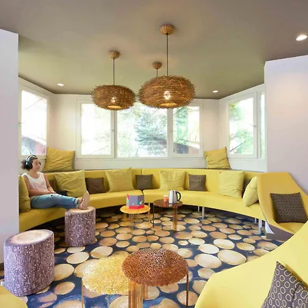 Ibis Styles Centre 3*