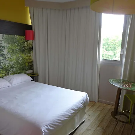 Ibis Styles Centre 3* Дакс