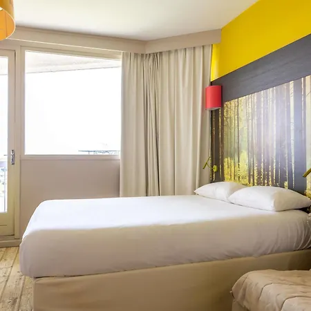 Ibis Styles Centre Отель 3*