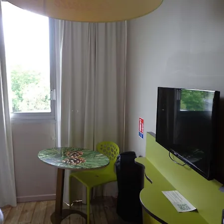 Ibis Styles Centre Hotel