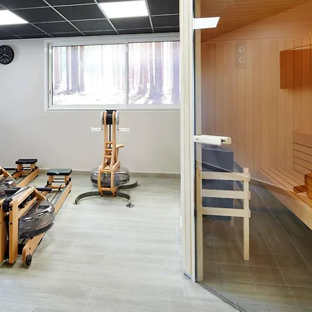 Отель Ibis Styles Centre 3*