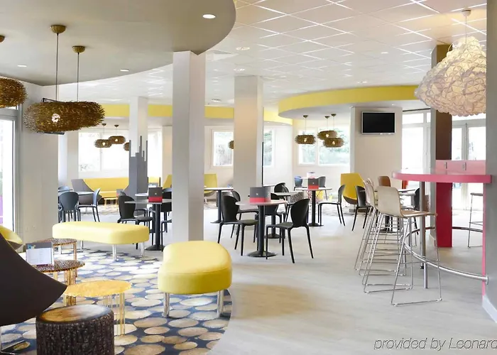 Ibis Styles Centre 3* Дакс