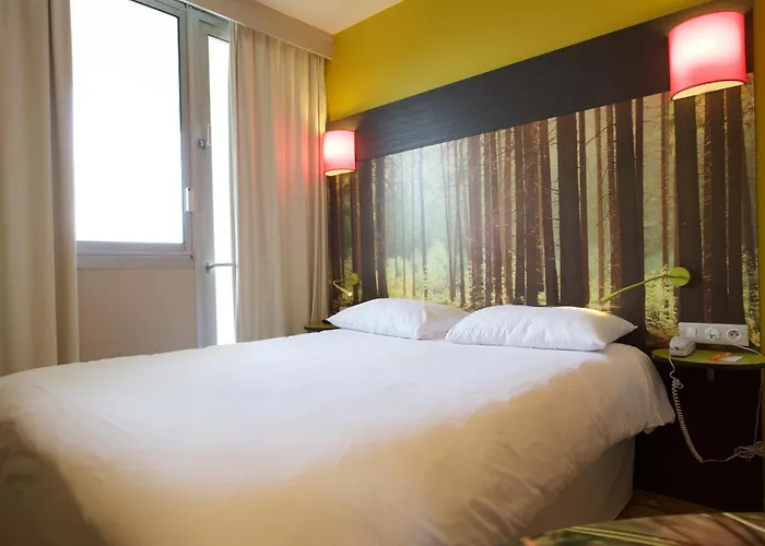 Ibis Styles Centre Hotel 3*