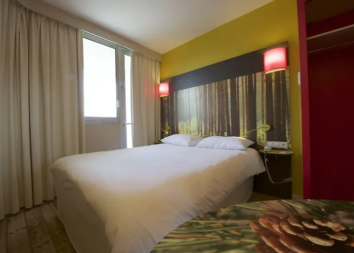 Ibis Styles Centre 3* Дакс