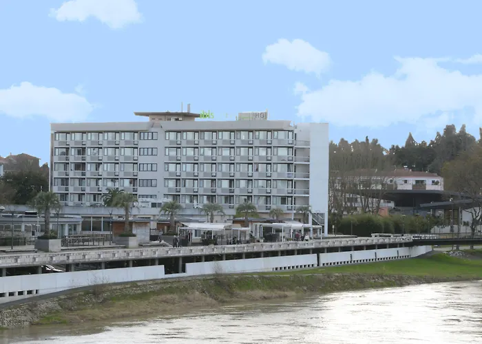 Ibis Styles Centre 3*