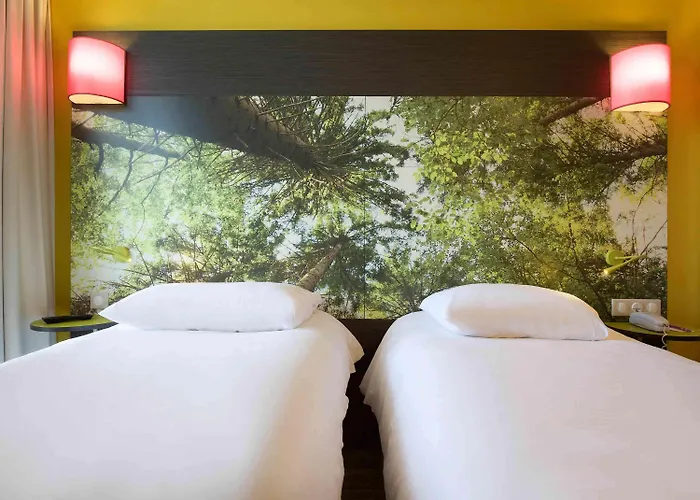 Ibis Styles Centre 3*