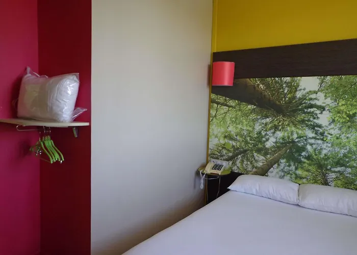 Ibis Styles Centre Hotel 3*