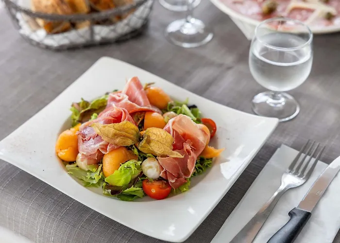 Ibis Styles Centre 3*