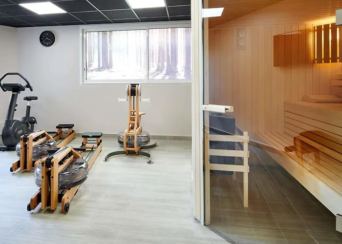 Отель Ibis Styles Centre 3*