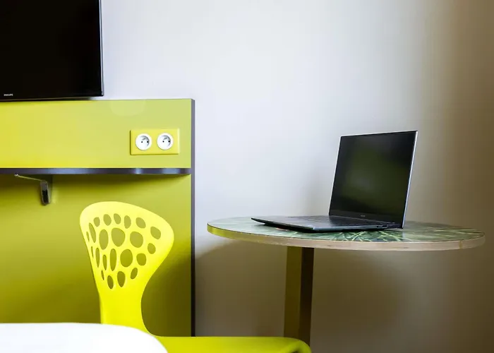 Ibis Styles Centre Hotel 3*
